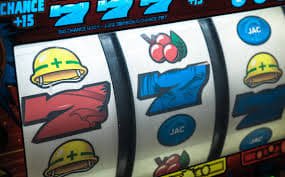 Meja Blackjack MH bazi bernuansa koral